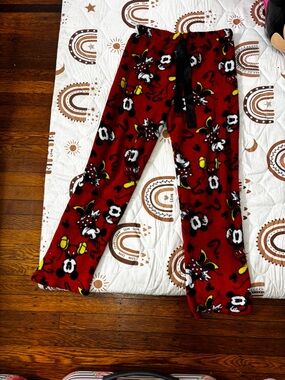 Women’s Disney’s Mickey Mouse Fleece Pajama Pants
